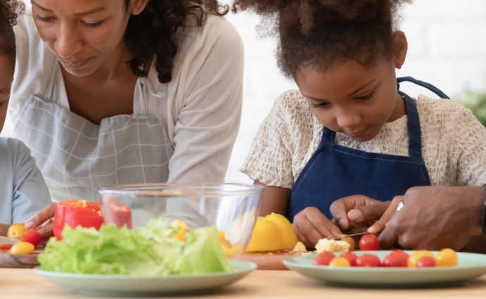 Family eating healthy